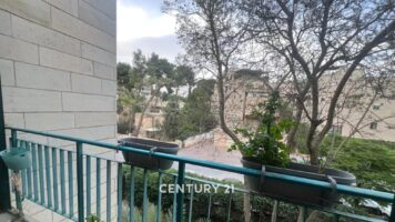 3.5 room apartment in arnona / old talpiot, Jerusalem