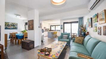 3-bedroom apartment in Bakaa