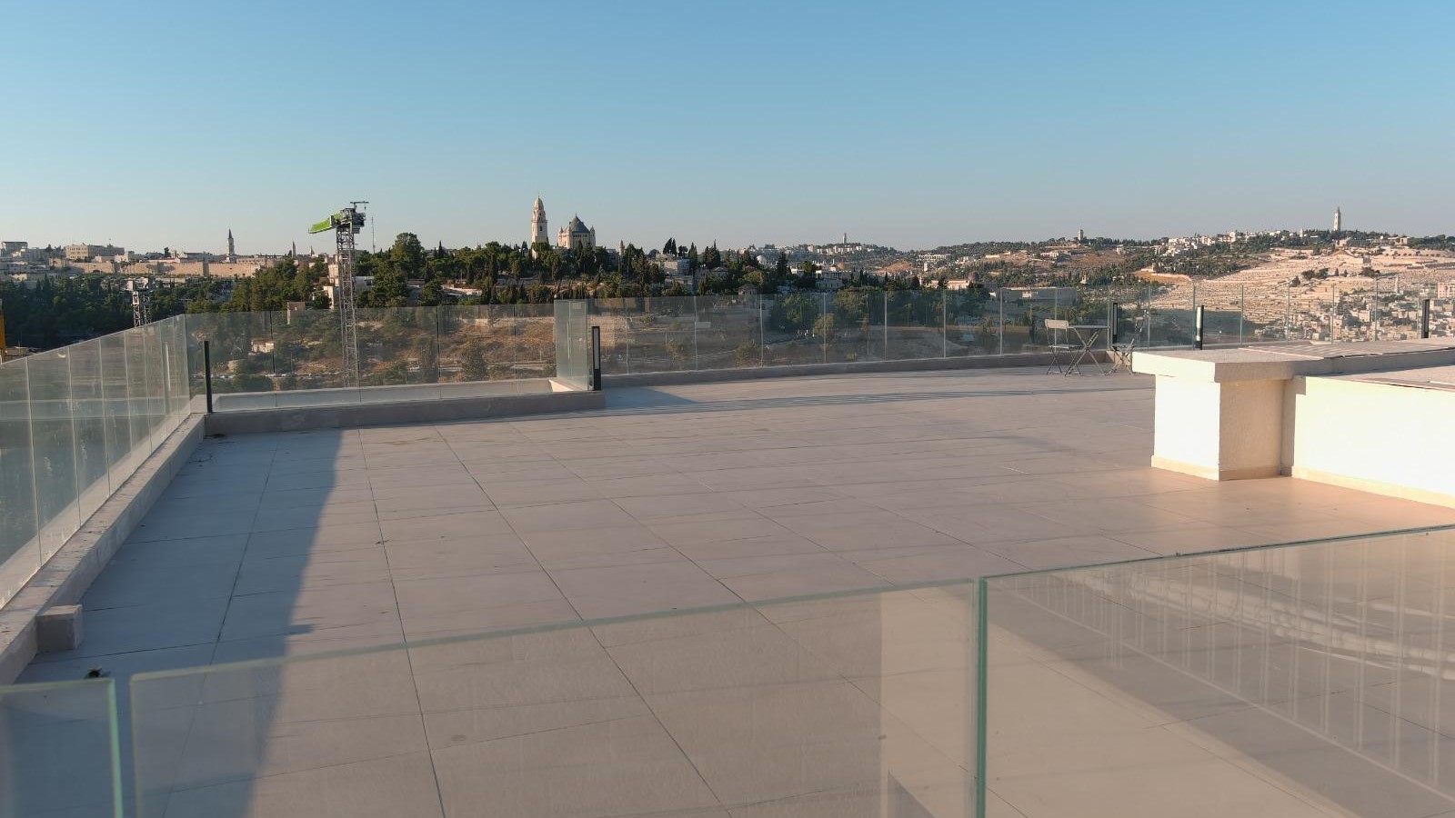85138ff82c_57627668d0_0d87572295_roof_terrace.jpg