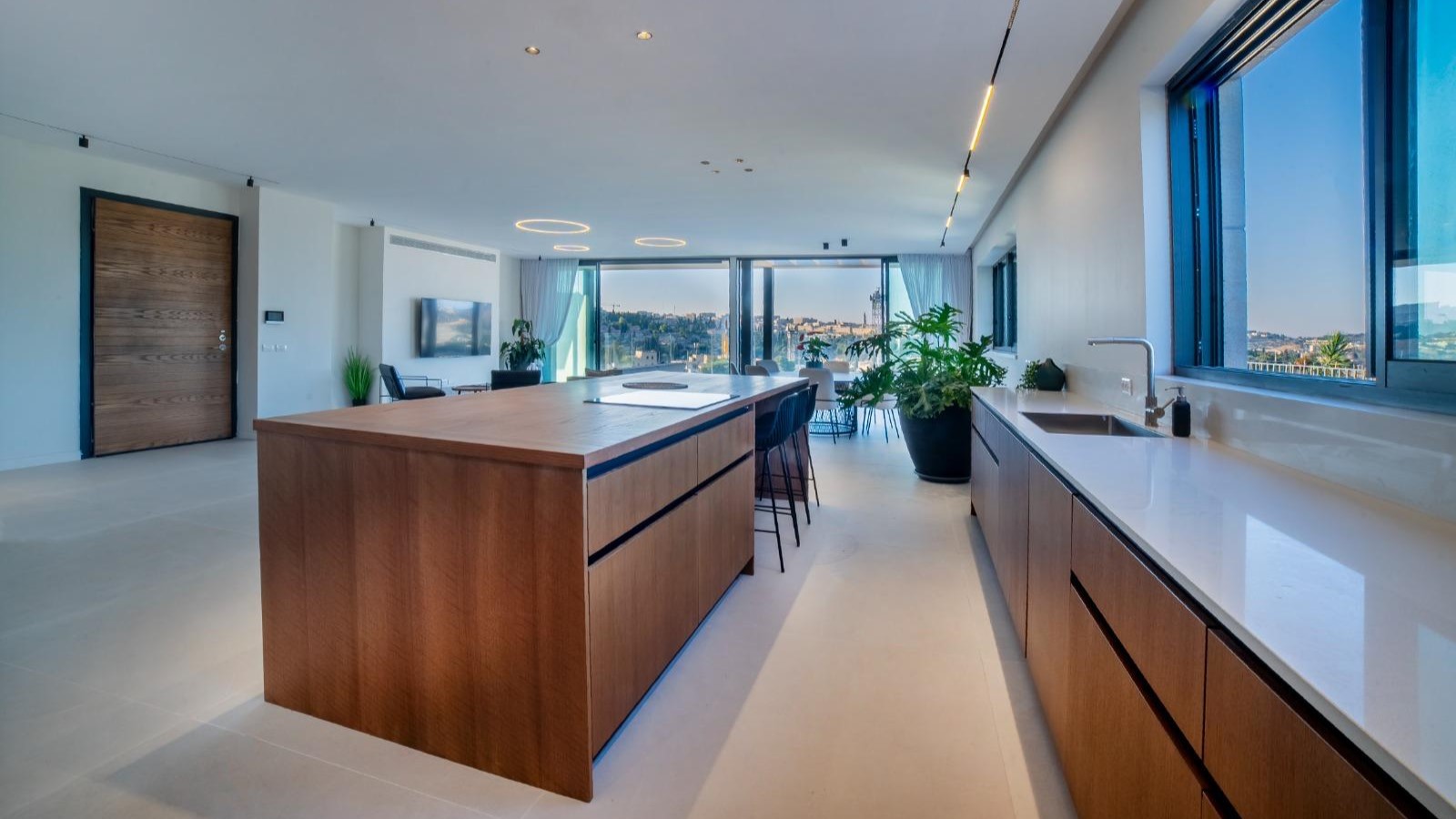d6f717fa4d_f58c66f1ae_9a379fe631_kitchen_3rd.jpg