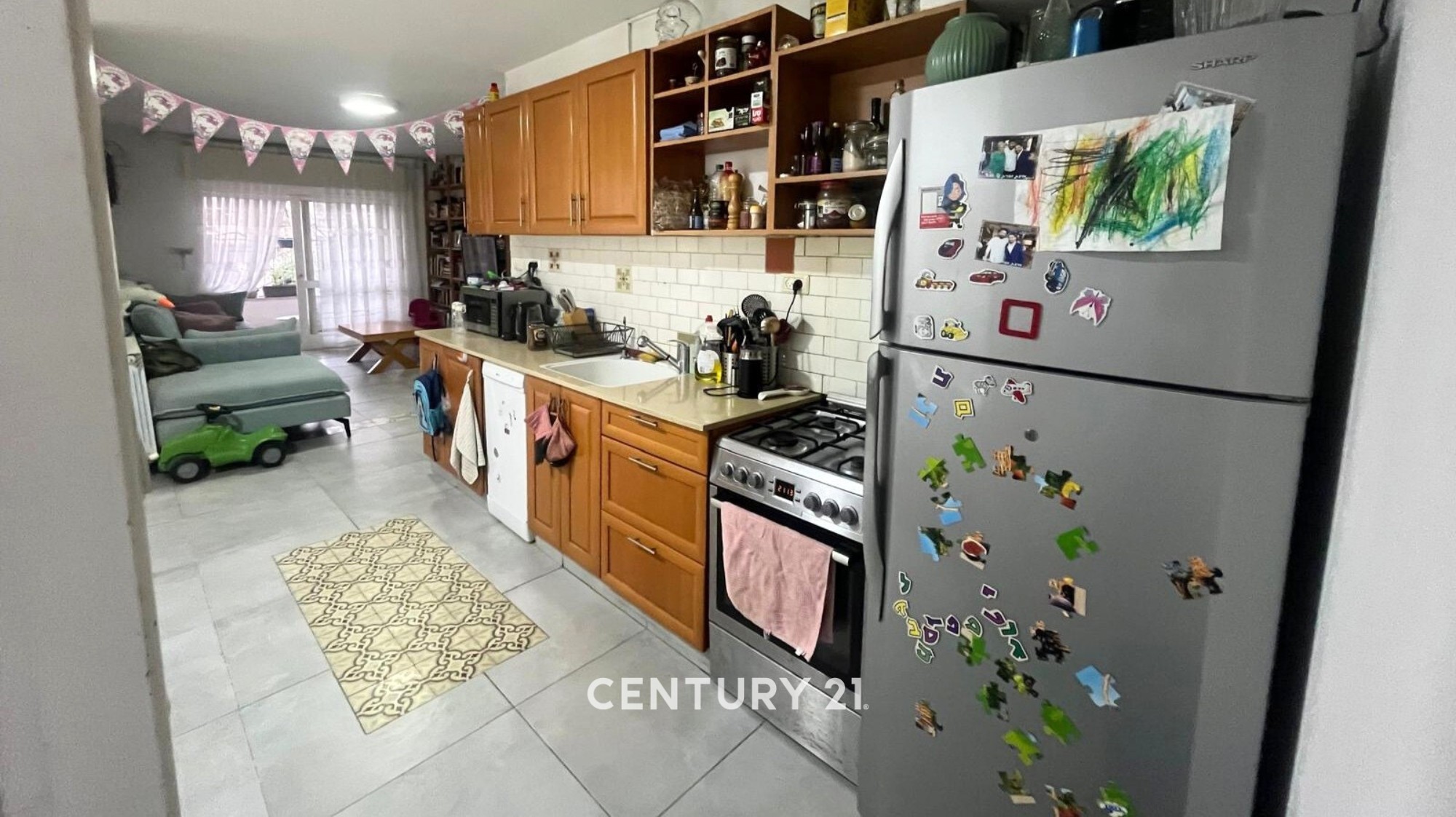 e1733255f5_kitchen-2.jpg