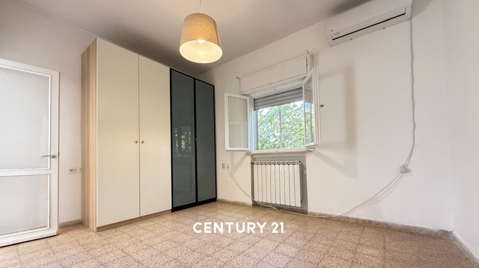9cb7ac785d_fd7b202ba6_25ea1a45e7_bedroom-7.jpg