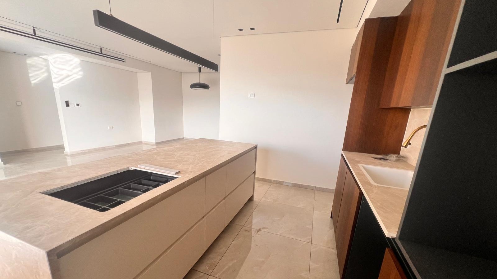 ebee758793_8f5d8ef604_bb86cb71d9_kitchen-10.jpg