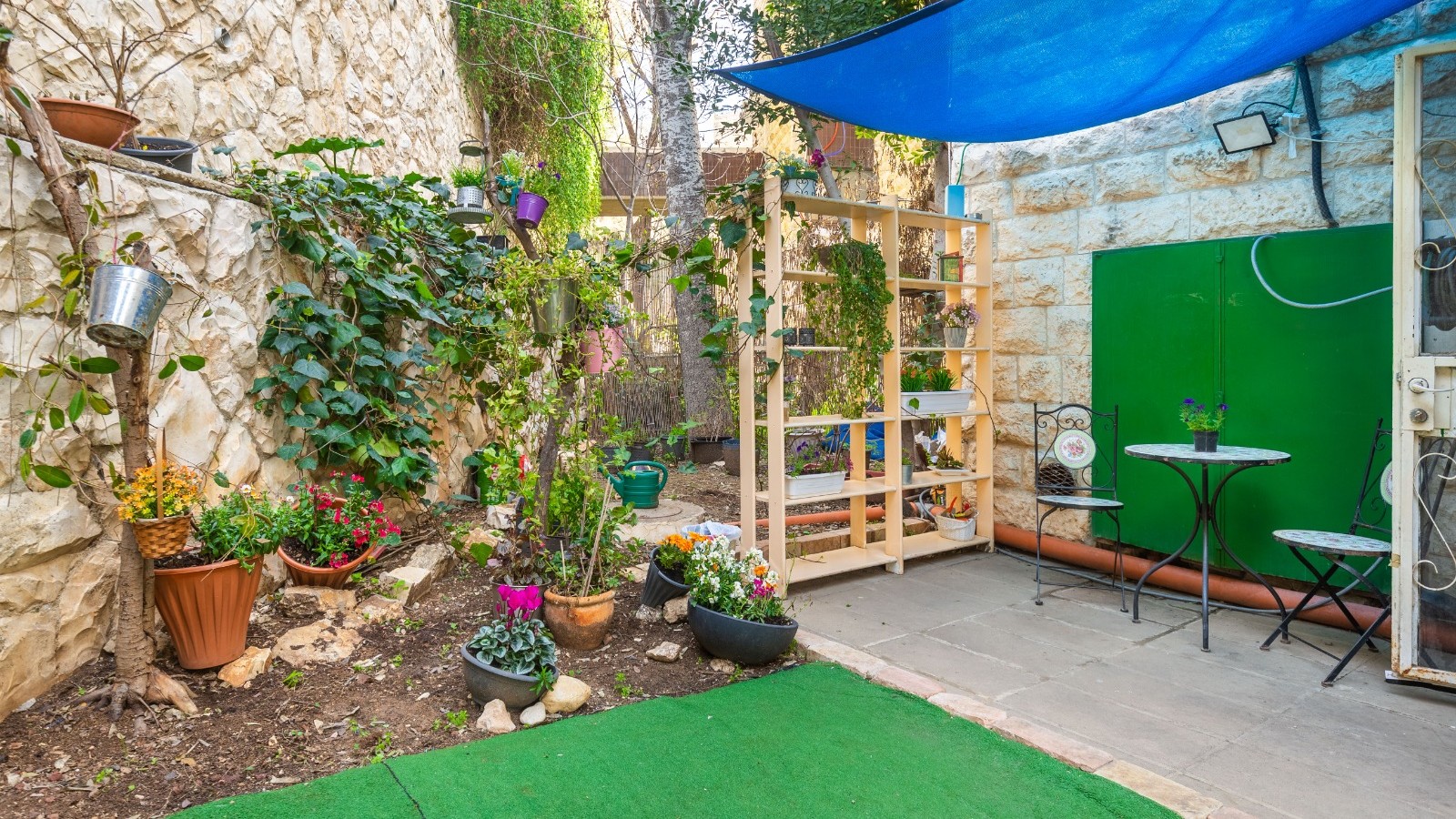 c14a9b9dac_961e98c101_bbe705e231_9e8dbc3fc7_0b551bd340_garden.jpg