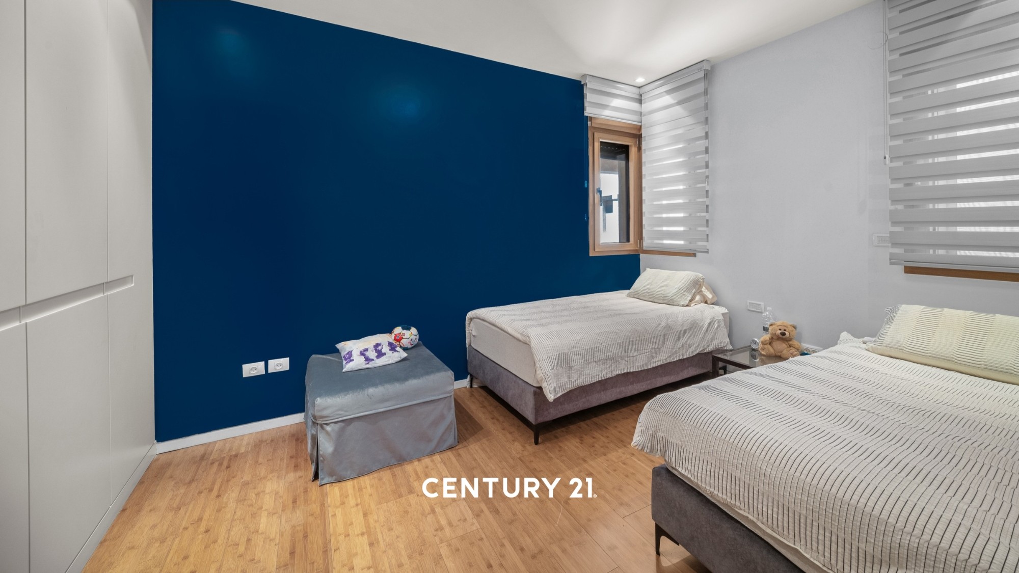 7188fa1c5b_bedroom2nd-3.jpg