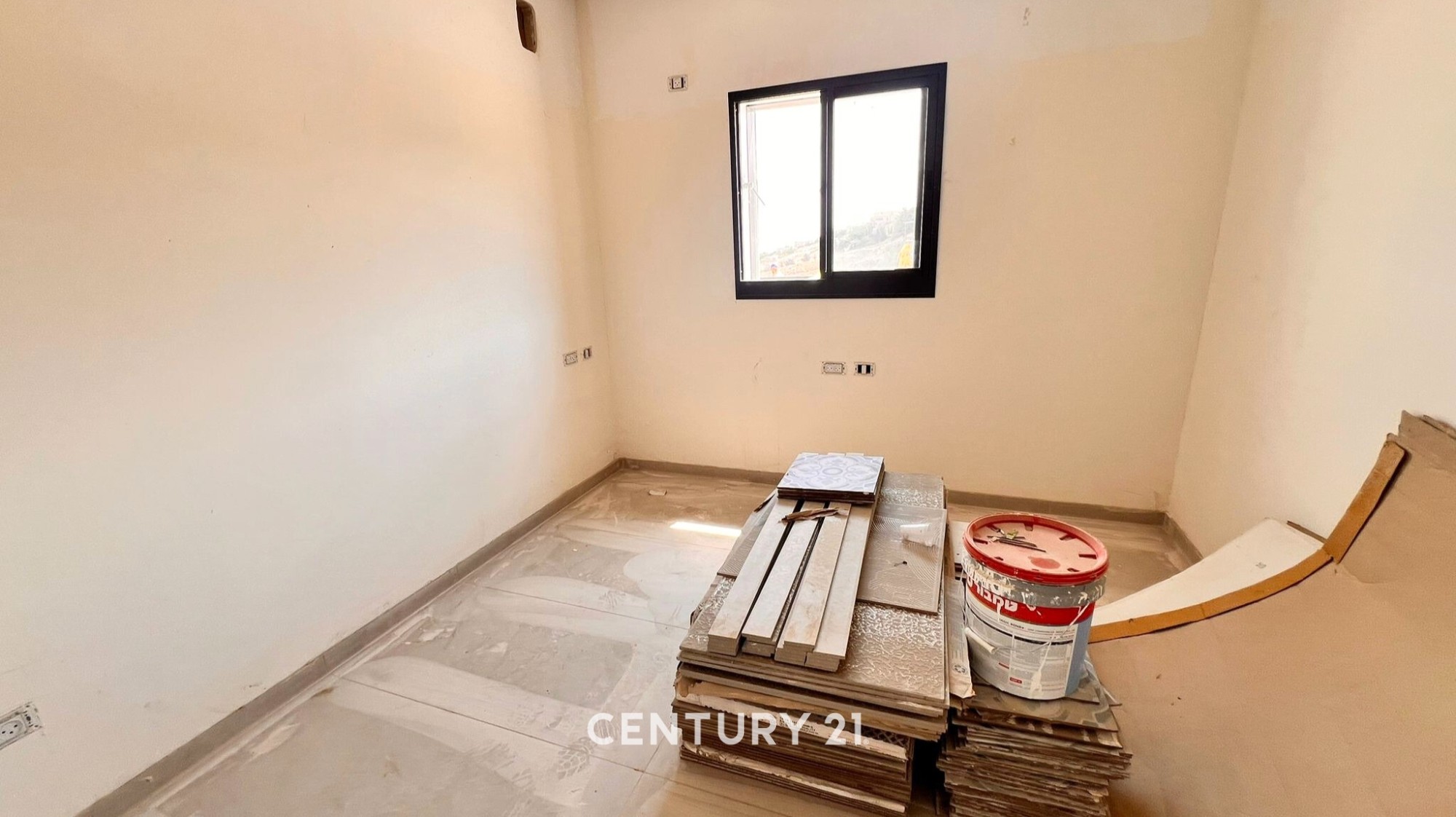 743dacde86_7a2f094f6d_ec7666aee7_fe42a84062_4f5e37132f_5ceace4d0b_5bb352ea4a_bedroom3rd-3.jpg