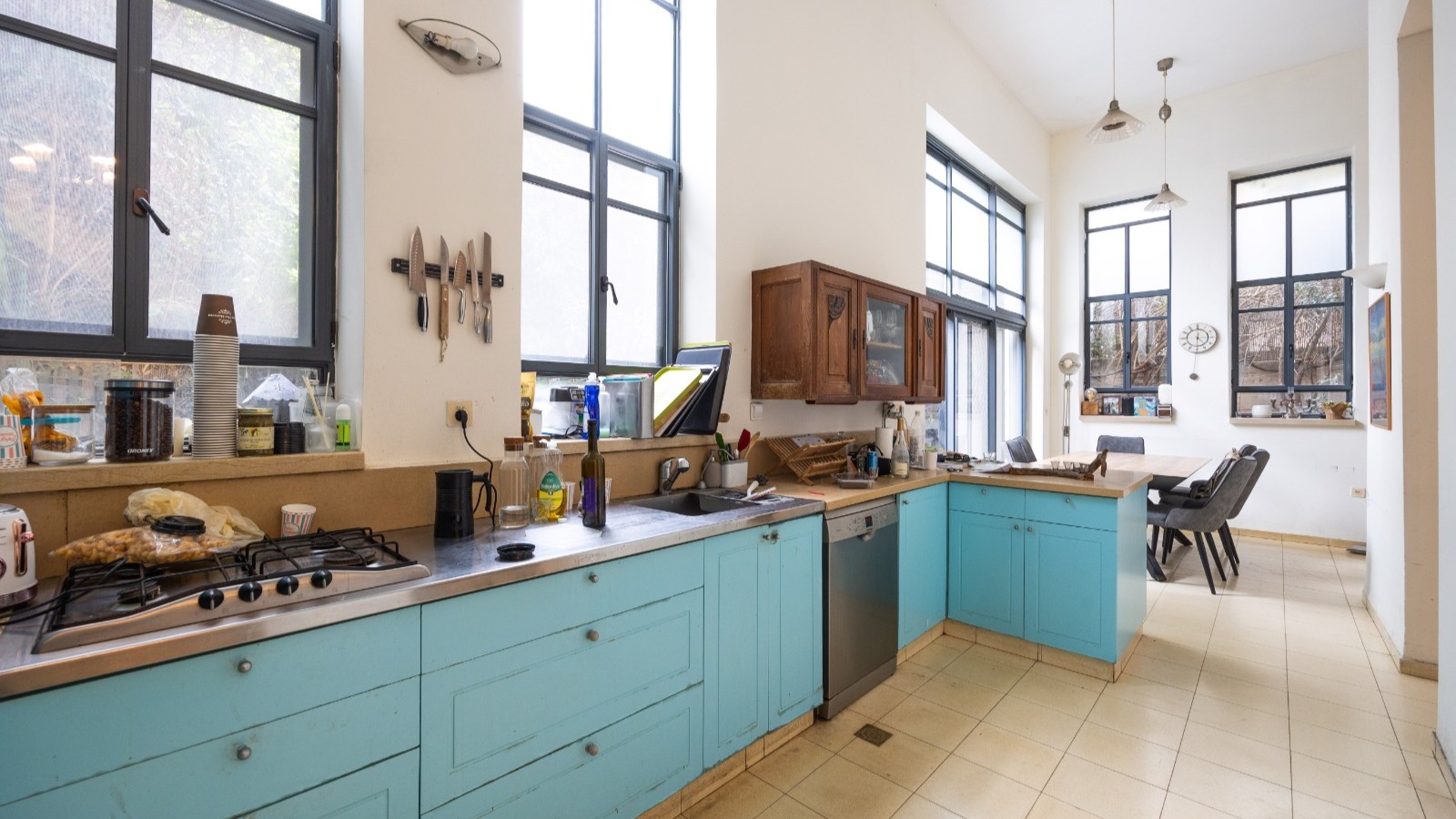 c304140d78_99f1d1f2d7_9c2abb070d_kitchen-1.jpg