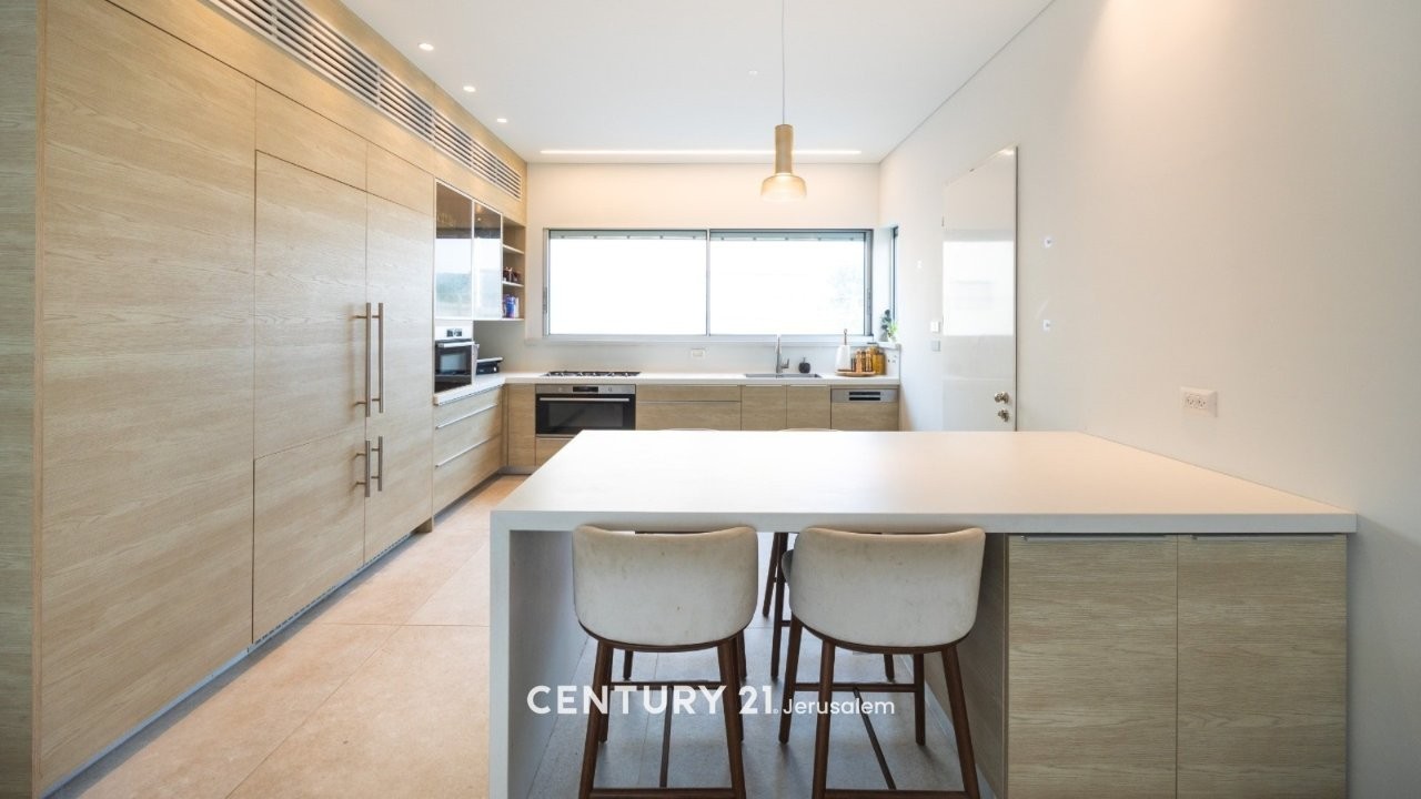 b81c78c430_3a17b414d5_6bda4f07cd_kitchen2nd-2.jpg