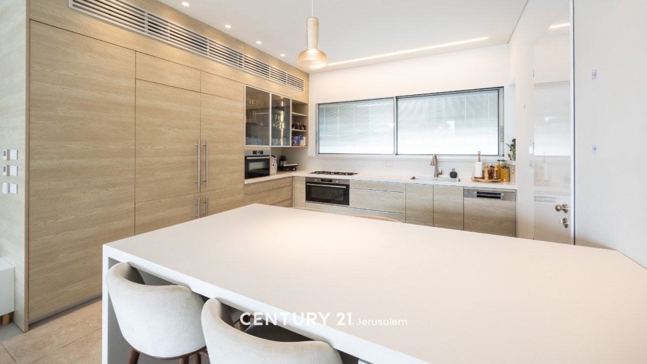 e90cb604b9_582bbef7ca_1caaa360ec_kitchen3rd.jpg